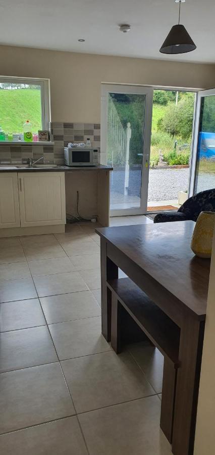 Appartamento Hydeaway 2 Donegal Town Esterno foto